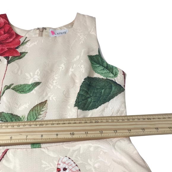 L’Atiste Boutique Dress Floral Fit & Flare • Textured Jacquard • Sleeveless - Picture 11 of 16